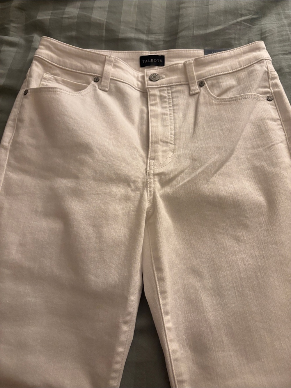 Talbots women’s White Slim Straight Jeans